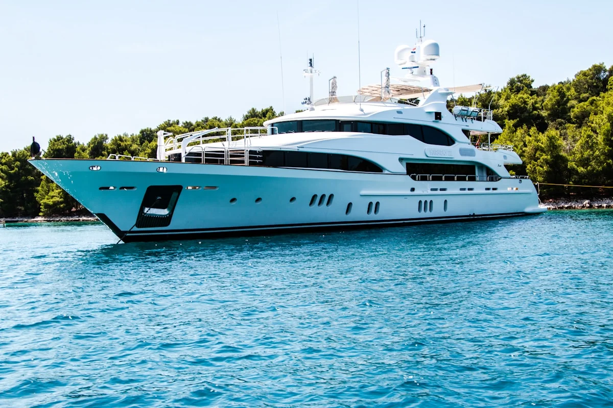 Yacht Charter & Luxury Marine Web Design: High-Converting VIP Booking Funnels for Marinas & Fleets